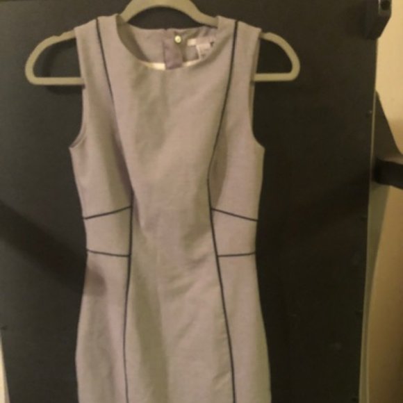 H and M dress size 4 - Picture 2 of 3